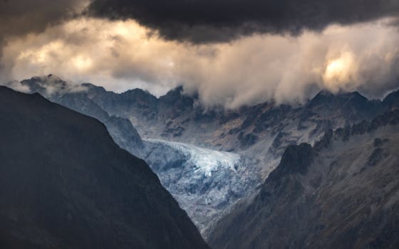 Hotels Hidden in Valleys Surrounded by Peaks