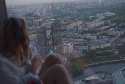 Hotels That Redefine Smart Living in Skylines