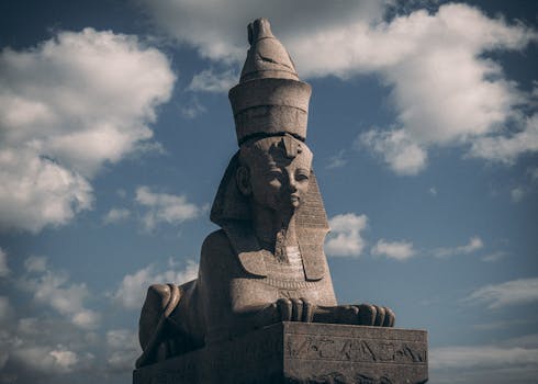Hotels With Suites Styled After Egyptian Royalty