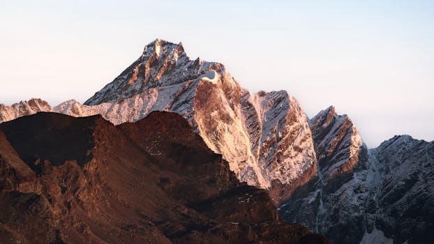 Hotels With Sunrise Tai Chi in Hidden Courtyards