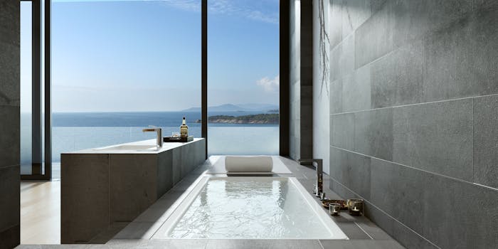 Resorts With Diamond-Encrusted Bathrooms