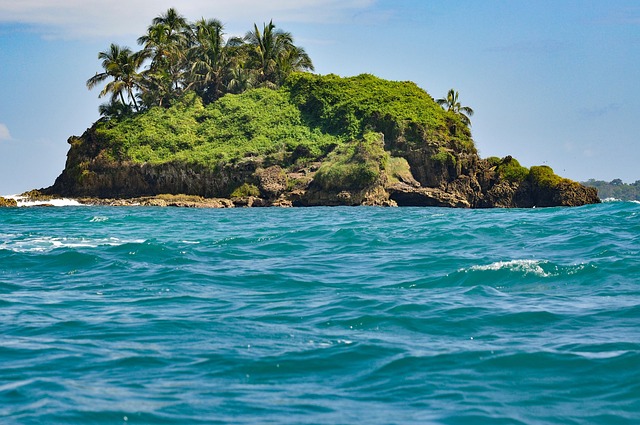 Comfortable Resorts in Panama Bocas del Toro With Island Vibes